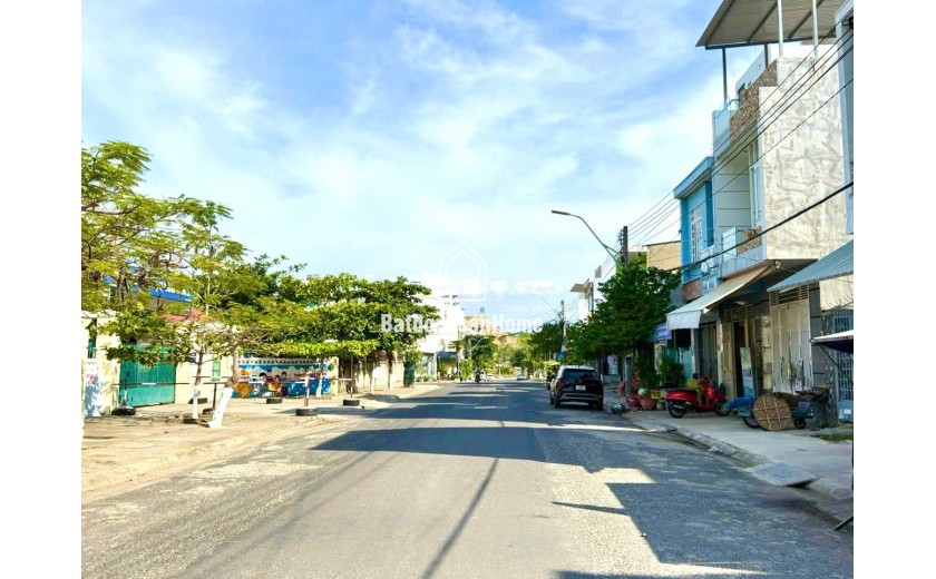 Nhà cấp 4 Ngô Văn Sở – 80m², đường 16m, đối diện trường học, giá 5,05 tỷ